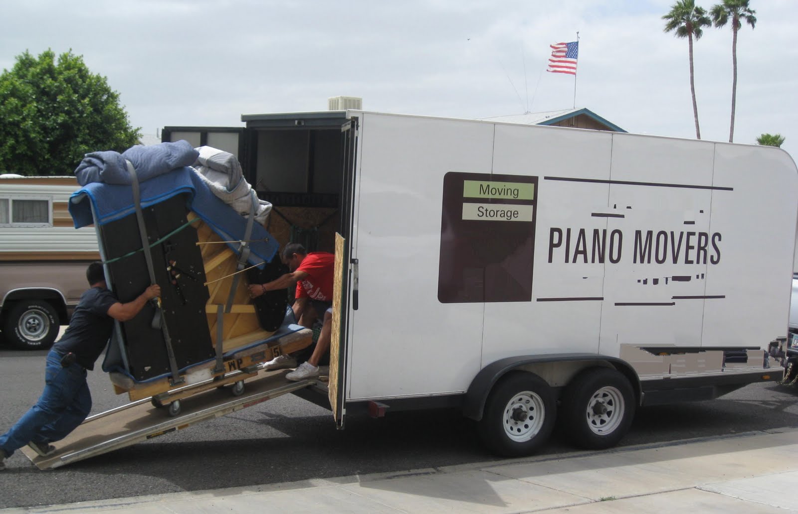 piano mover