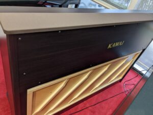Kawai CA901 wood soundboard