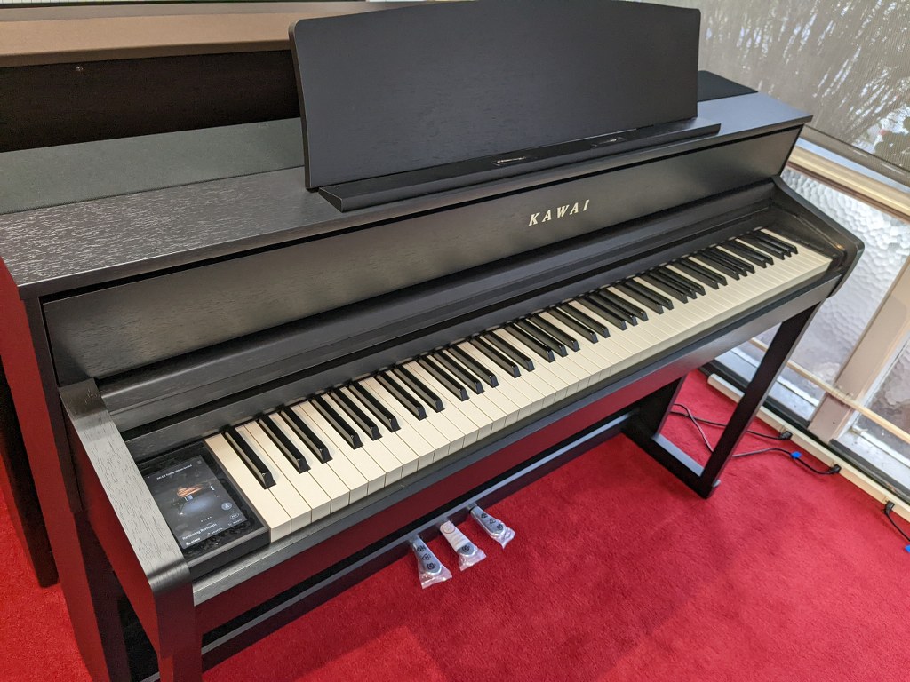 Kawai CA701 piano