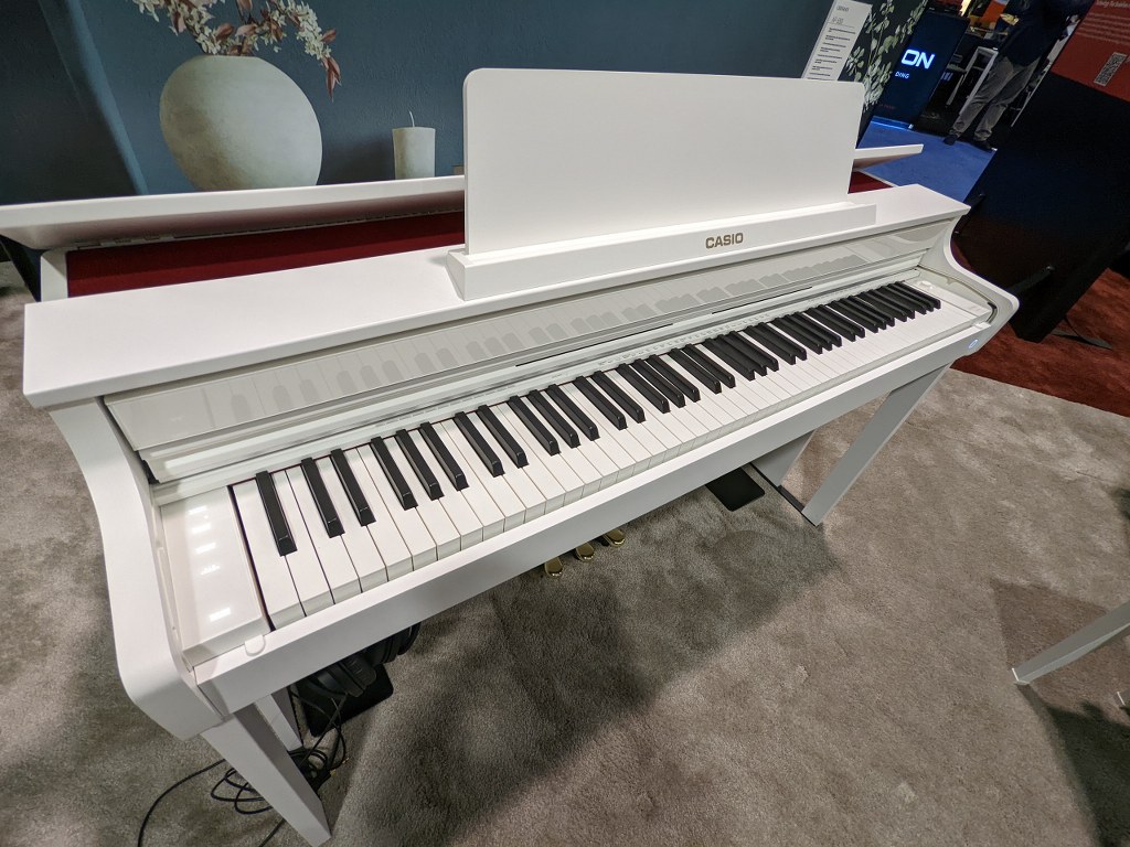 Casio AP-550 digital piano