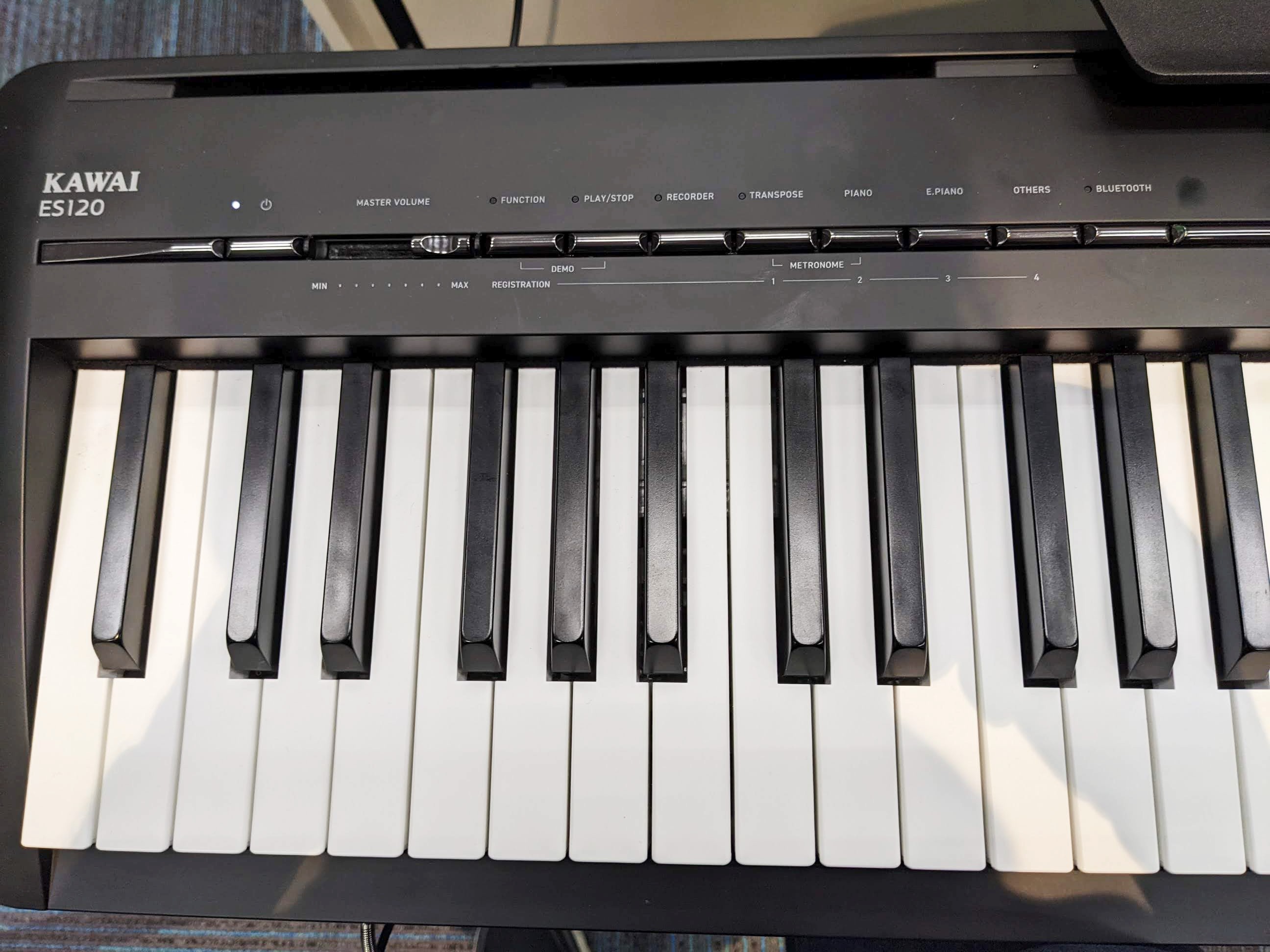 Kawai ES120 panel