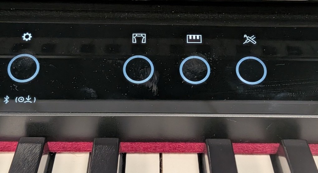  Roland LX user interface